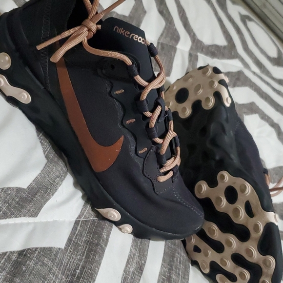 Nike react element - Picture 2 of 2